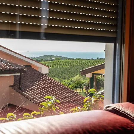 Nyaraló Stefanija *